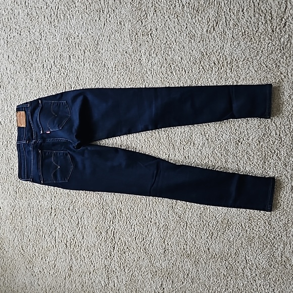 Levis dark denim - Picture 2 of 3